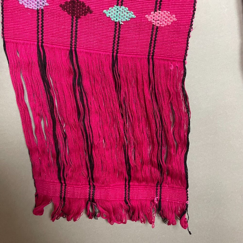 Guatemalan Table Runner Woven Long Pink Geometric Pattern Home Decor Handmade - Picture 10 of 15